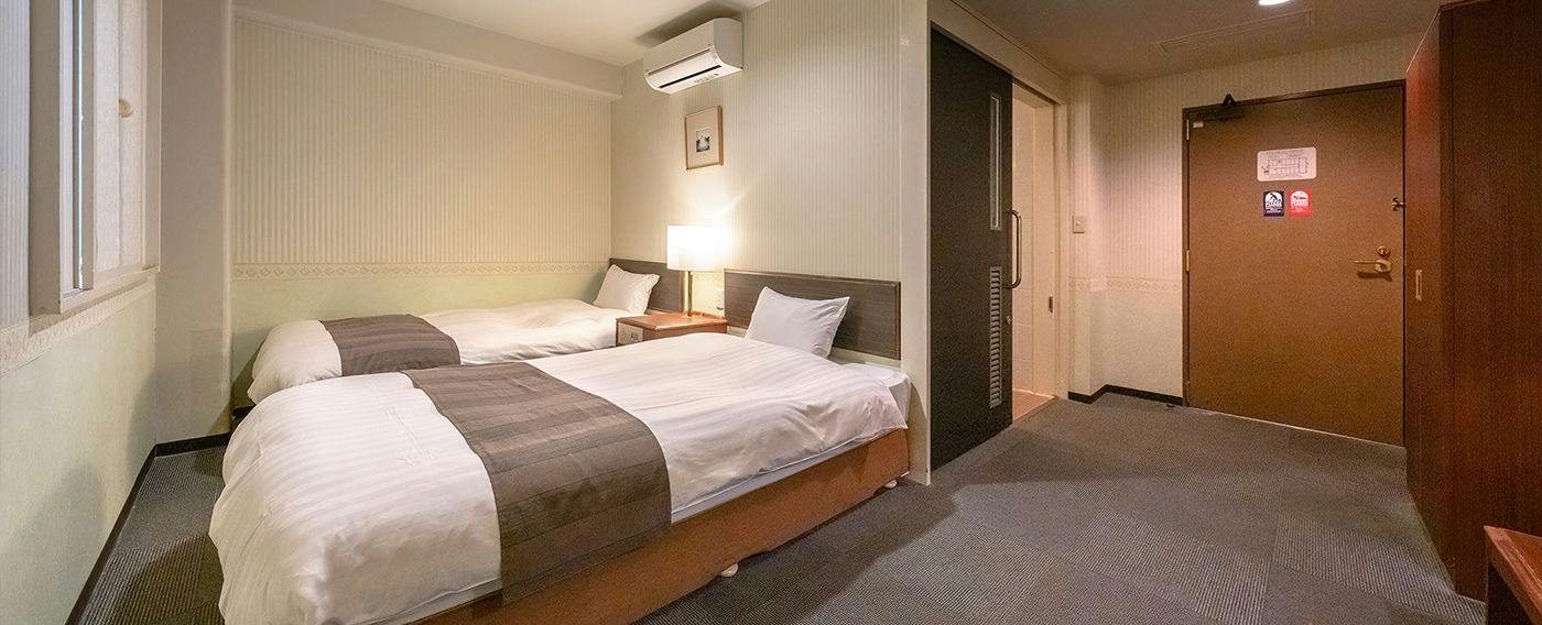 Omura Central Hotel