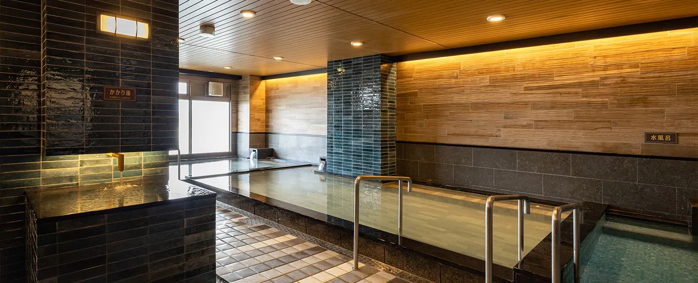 ห้องอาบน้ำรวมชาย