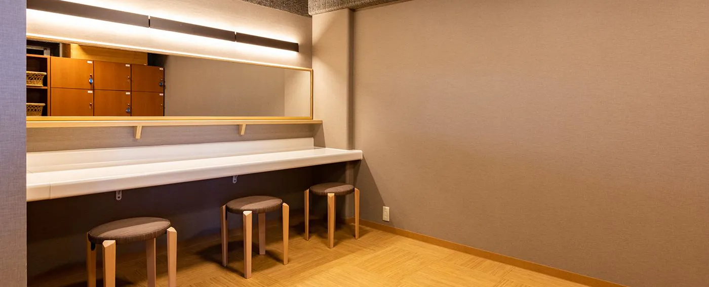 ห้องเปลี่ยนเสื้อผ้า