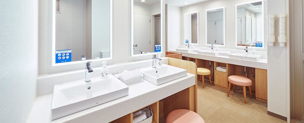 Lantai khusus wanita