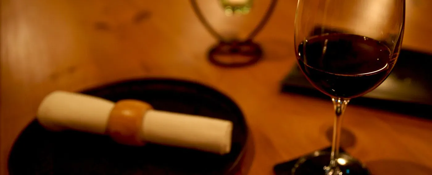 อาหารค่ำพร้อมไวน์