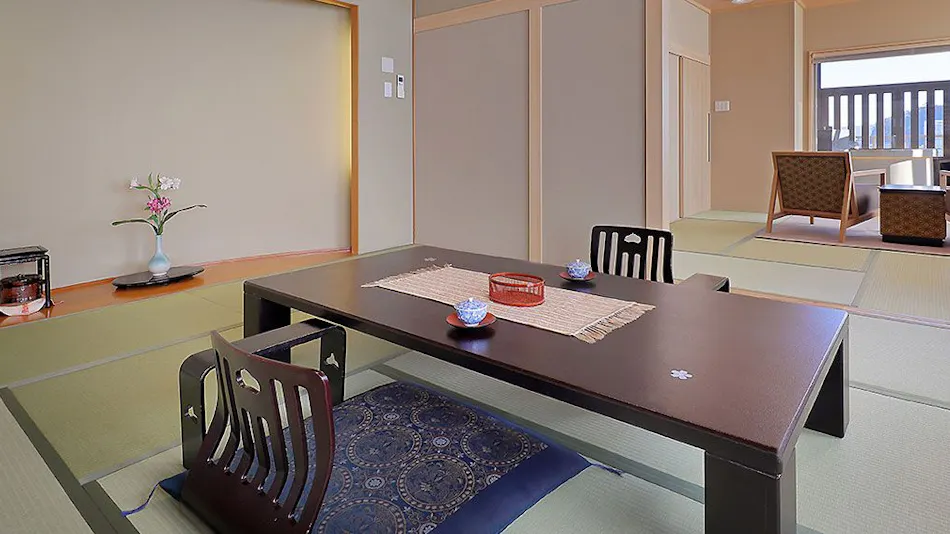 Atami Onsen Sakuraya Ryokan