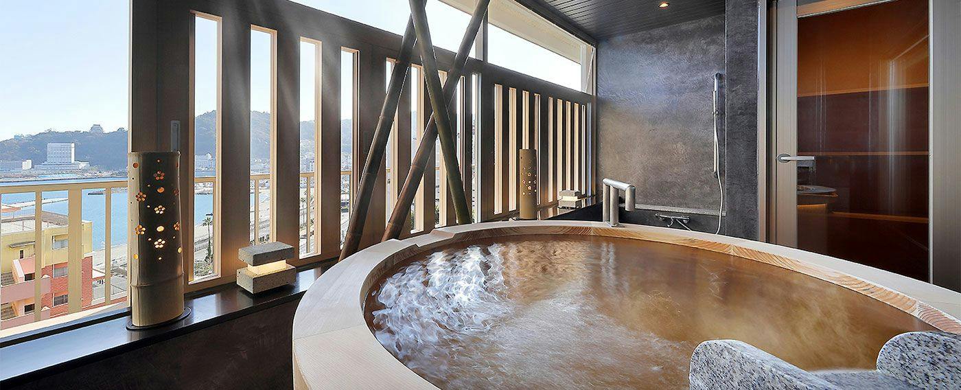Atami Onsen Sakuraya Ryokan