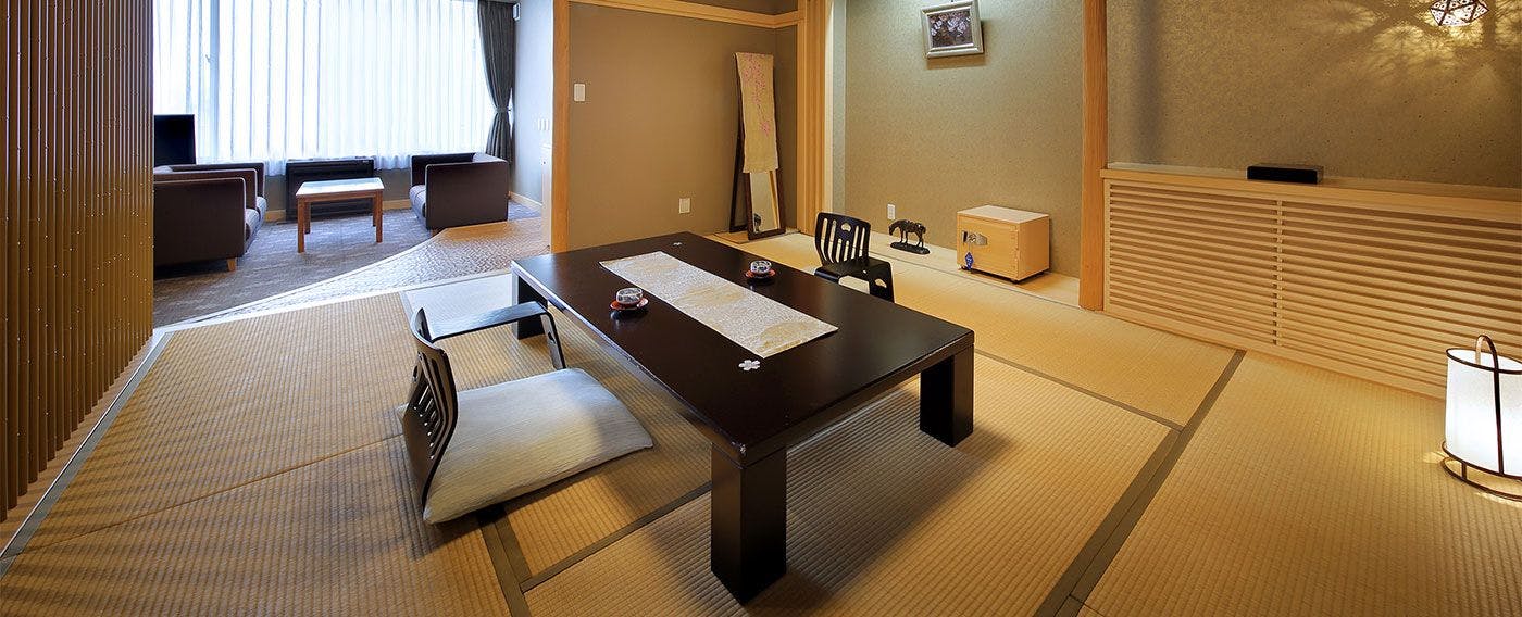 Atami Onsen Sakuraya Ryokan