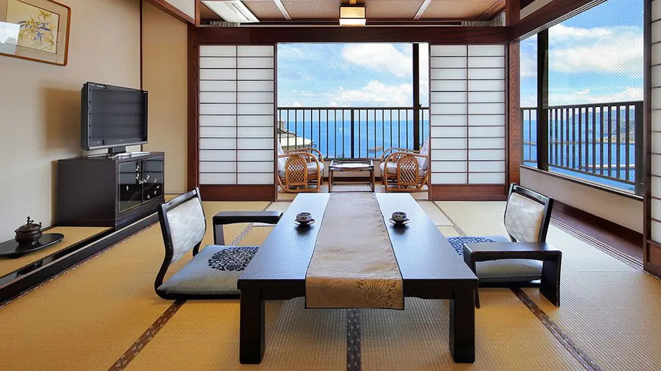 Atami Onsen Sakuraya Ryokan