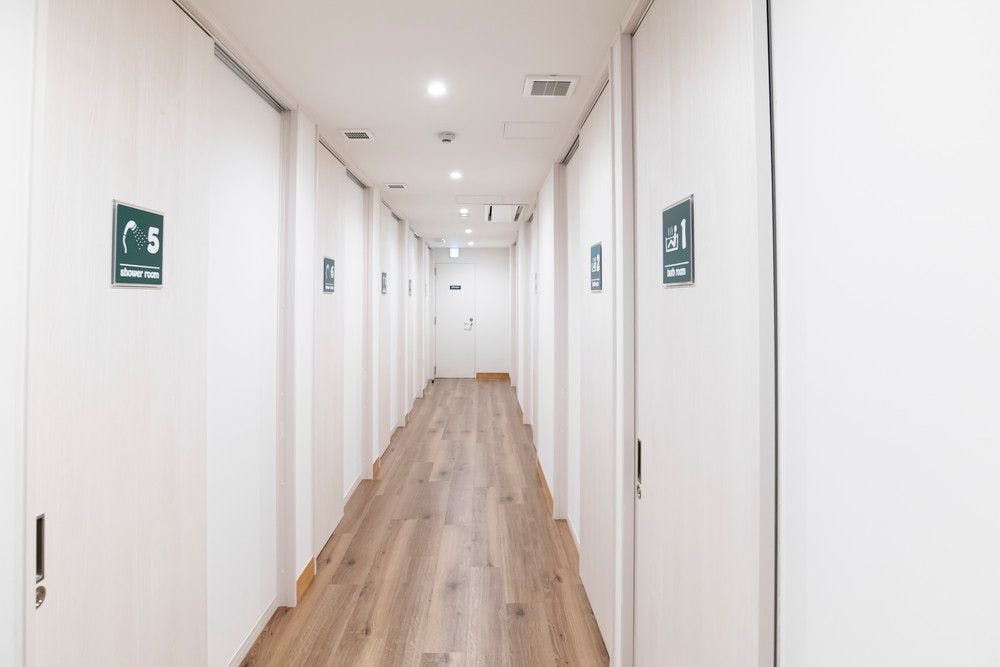 ฝักบัว ทางเดิน