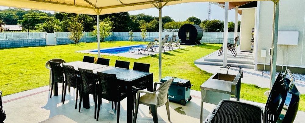 พื้นที่บาร์บีคิวมีหลังคา