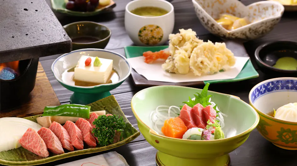 Shoji Mount Hotel