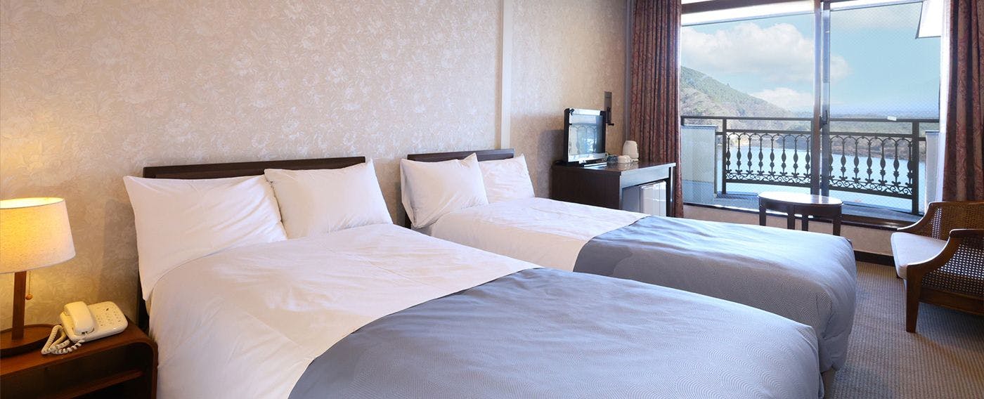 Shoji Mount Hotel