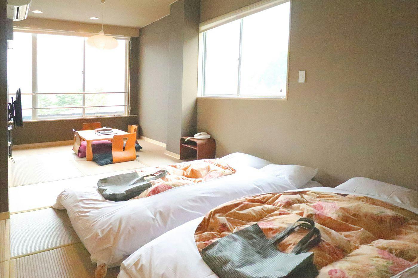 Shoji Mount Hotel