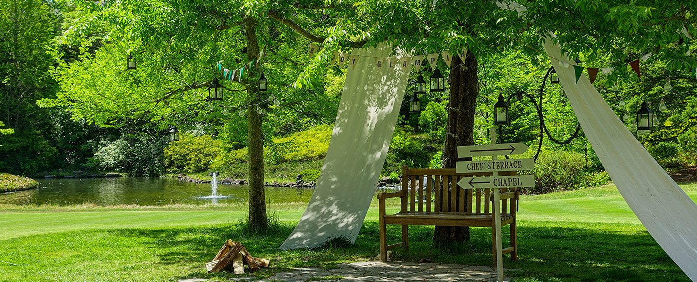 ガーデンレストラン「シェフズ テラス」グランピングテントでガーデンを眺めながらお食事