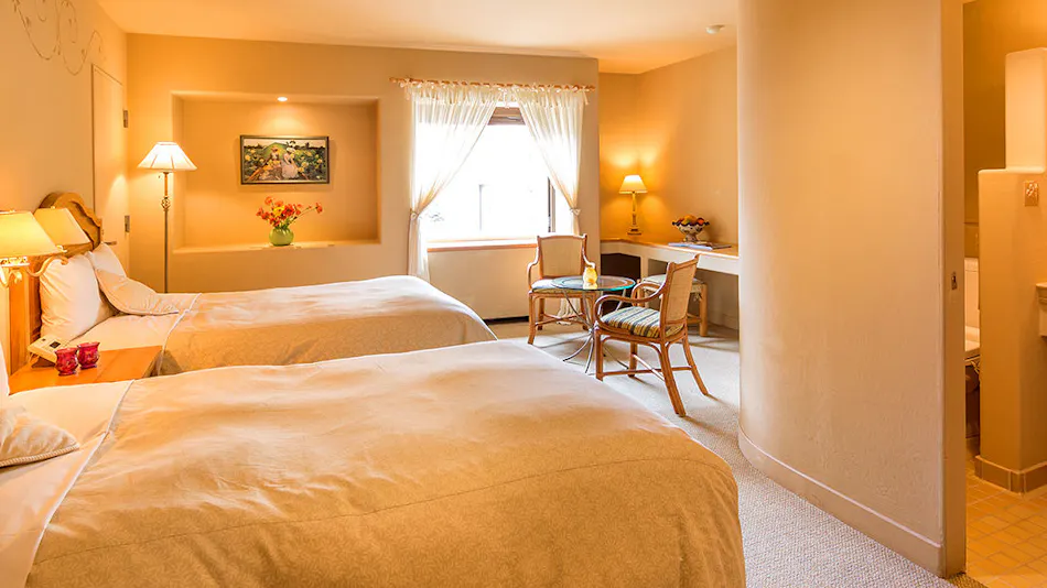 Poppy Springs Resort & Spa