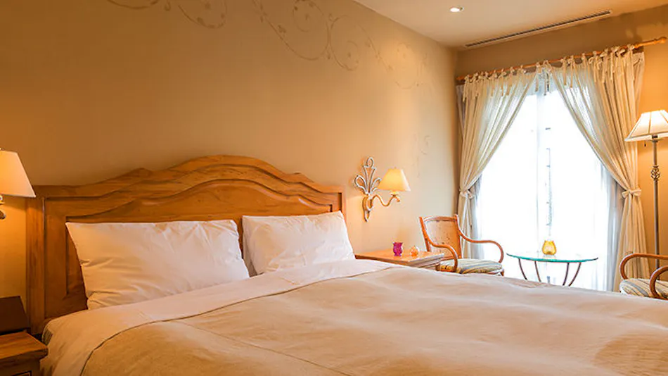 Poppy Springs Resort & Spa