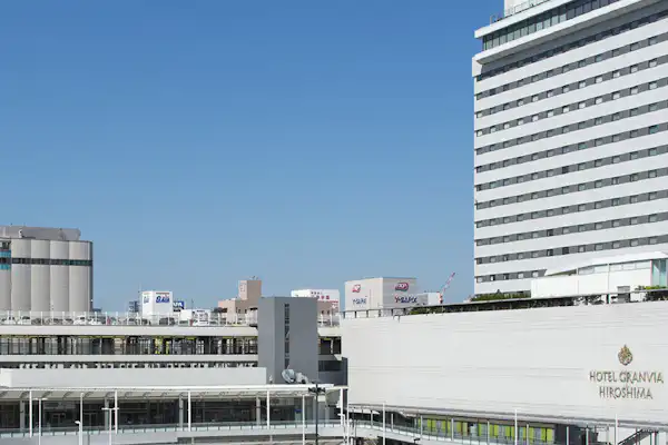 Tampilan luar bangunan