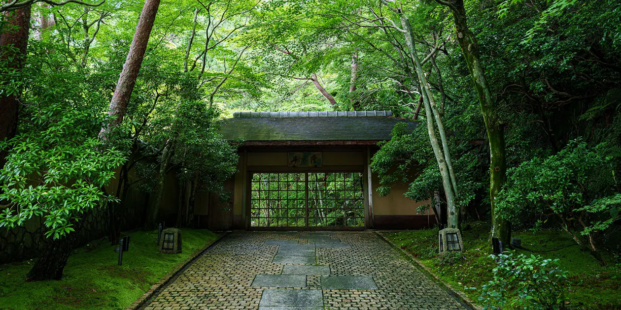 旅亭 半水盧 — 一休.comでこの宿を見る(広告)