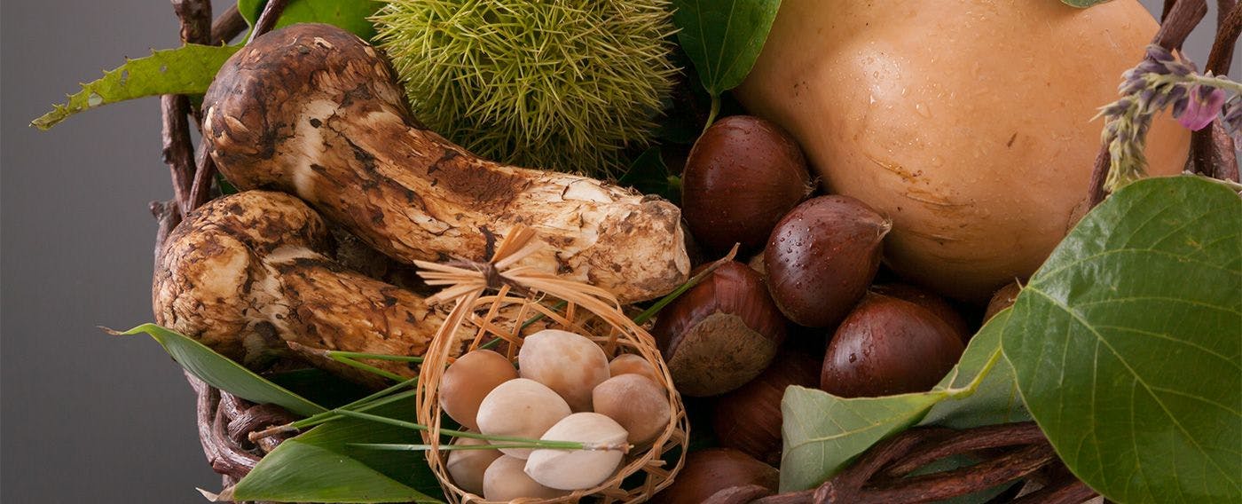 地元の旬の味覚を味わう