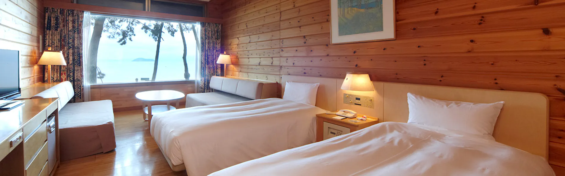 奥琵琶湖マキノグランドパークホテル