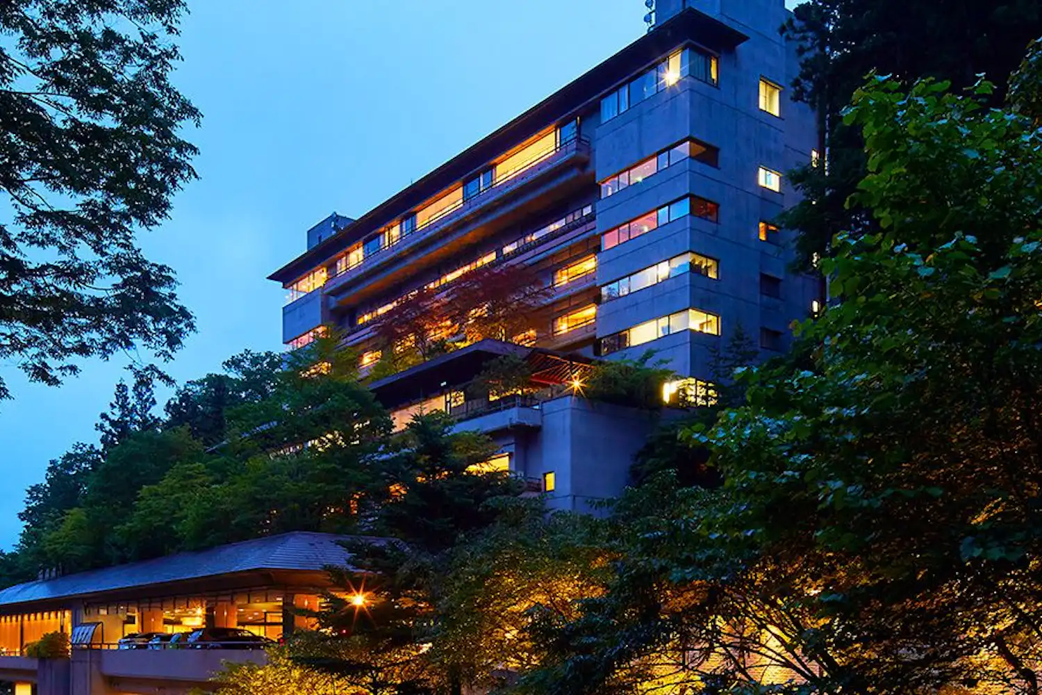 ภายนอกอาคาร