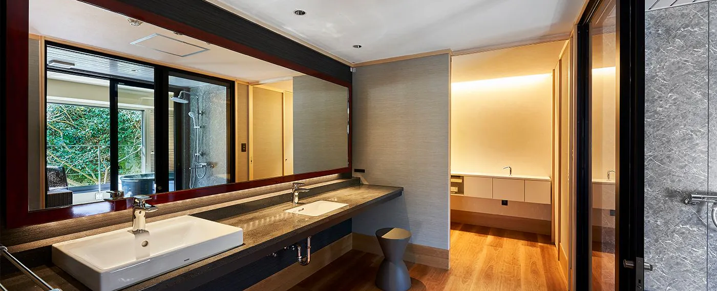 Suite universal tanpa halangan, luas dan sesuai untuk pergerakan kerusi roda.