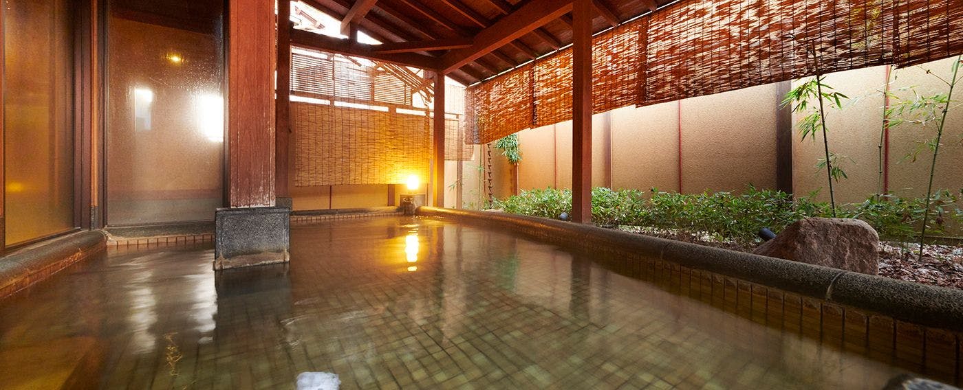 三朝薬師の湯　万翆楼