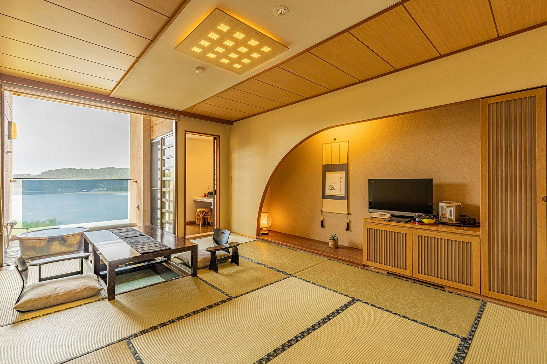 壺中の天　宿　○文