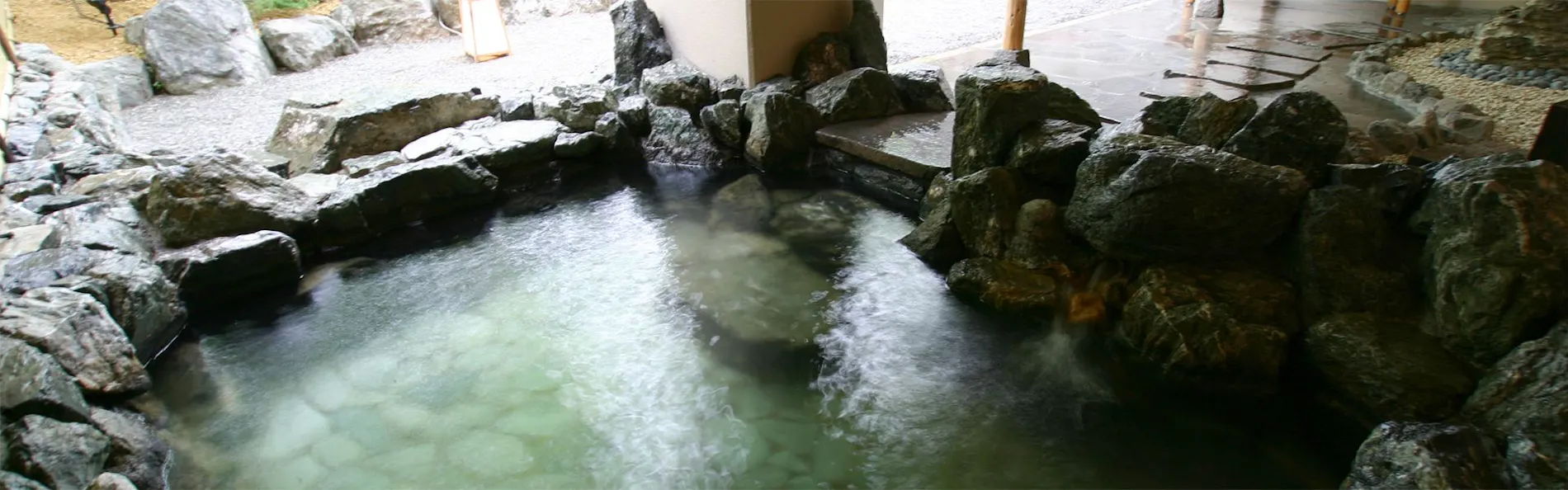 女性のための宿 翠蝶館