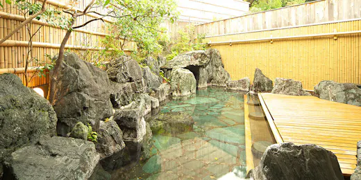 大地の彩 花月亭