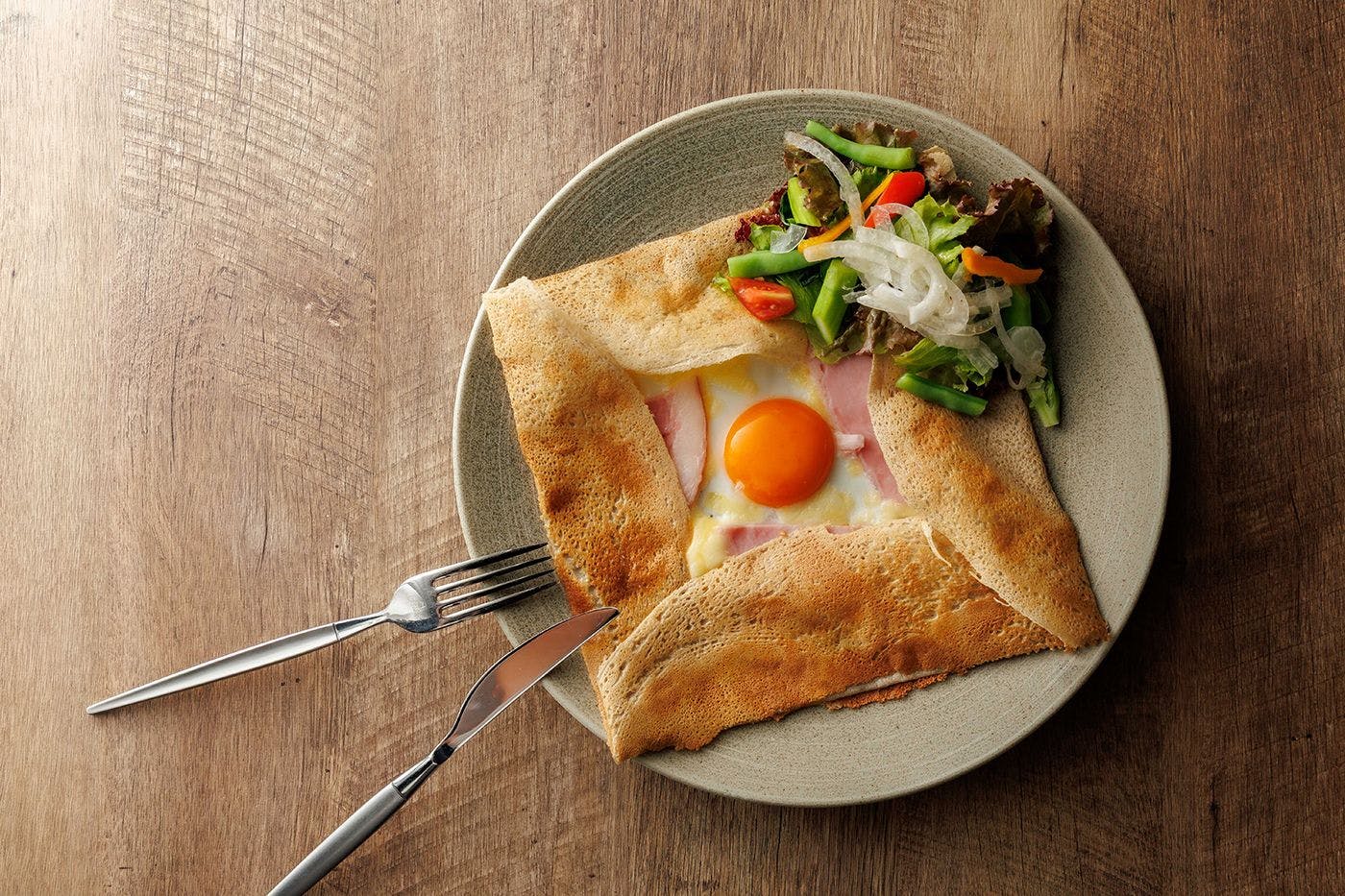 Galette Cafe "Cave à Vin de Yunohara"