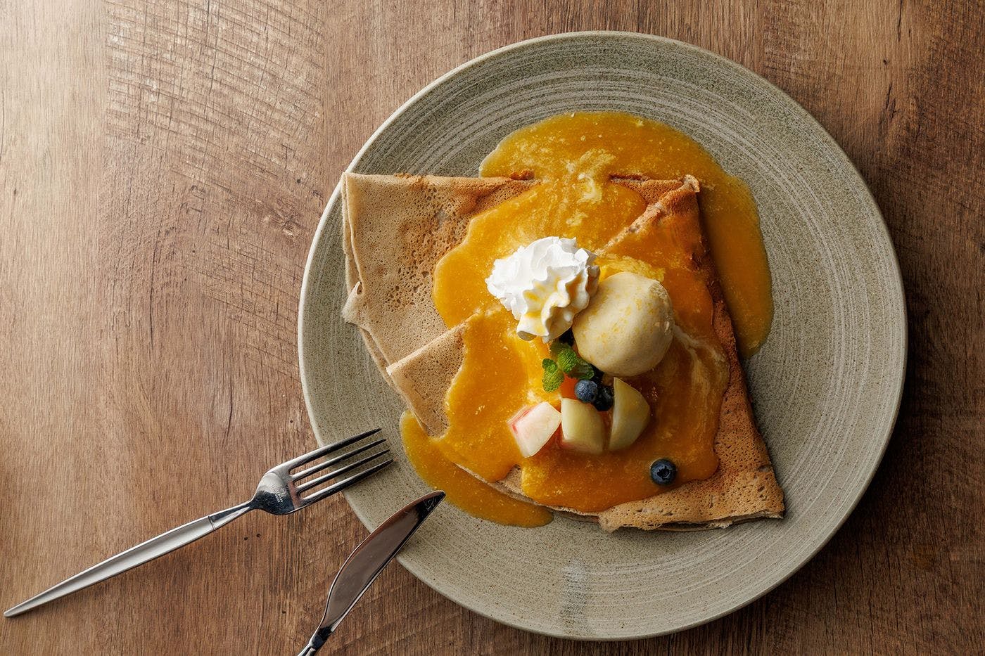 Galette Cafe "Cave à Vin de Yunohara"