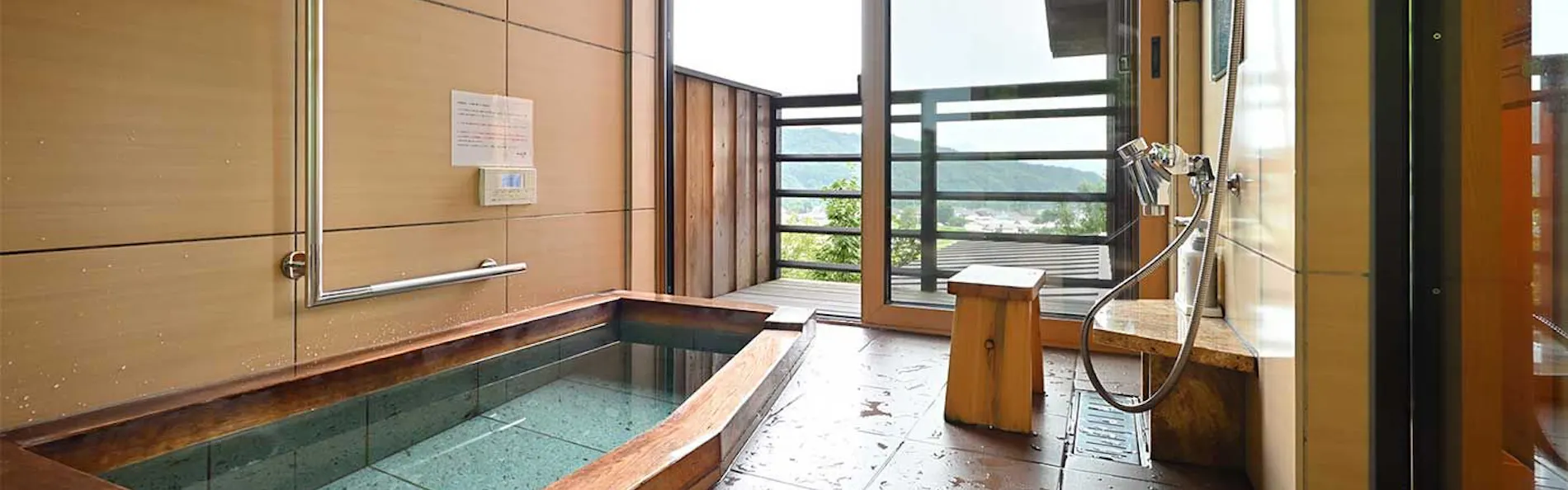 川場温泉 かやぶきの源泉湯宿 悠湯里庵