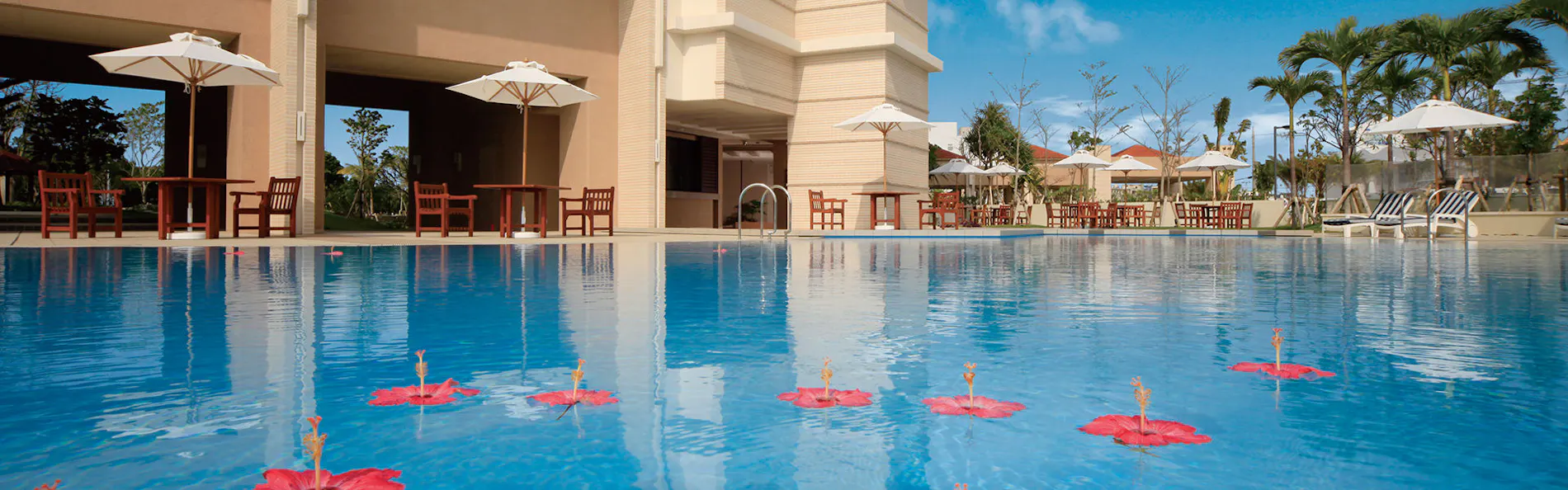 ムーンオーシャン宜野湾ホテル&レジデンス