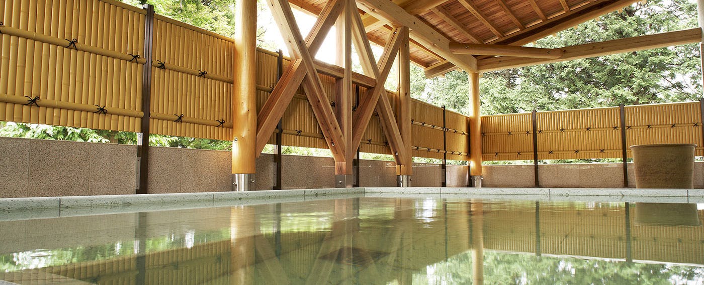 บ่อน้ำพุร้อนกลางแจ้ง