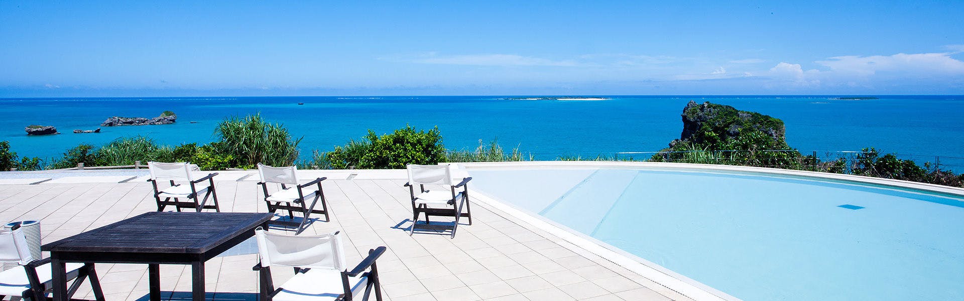 สระว่ายน้ำ