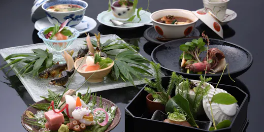 料亭旅館 やす井