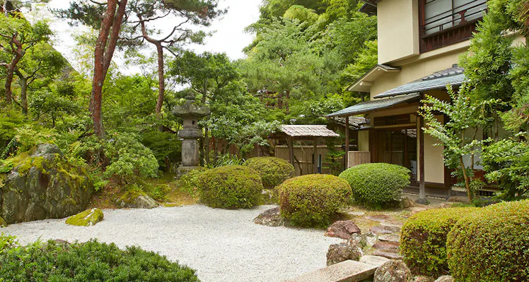 道後温泉 奥道後温泉の大浴場ありの おすすめホテル 旅館 17選 宿泊予約は 一休 Com 道後温泉 奥道後温泉の大浴場ありの おすすめホテル 旅館 17選 宿泊予約は 一休 Com