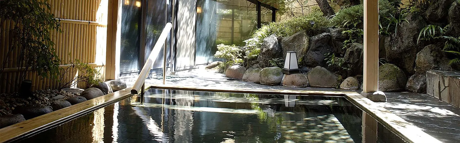 ラフォーレ伊東温泉 湯の庭