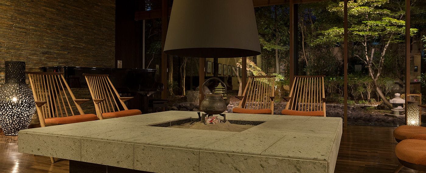 ロビーラウンジ