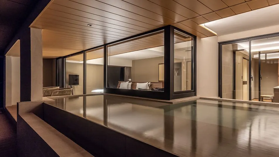 IZU RETREAT by Onko Chishin