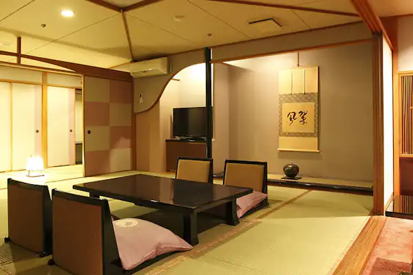 ห้องพักพิเศษพร้อมอ่างอาบน้ำกลางแจ้ง (ฝั่งเมือง)