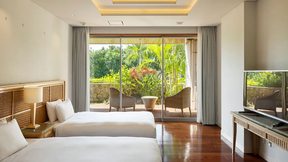 THE UBUFURU ISHIGAKI