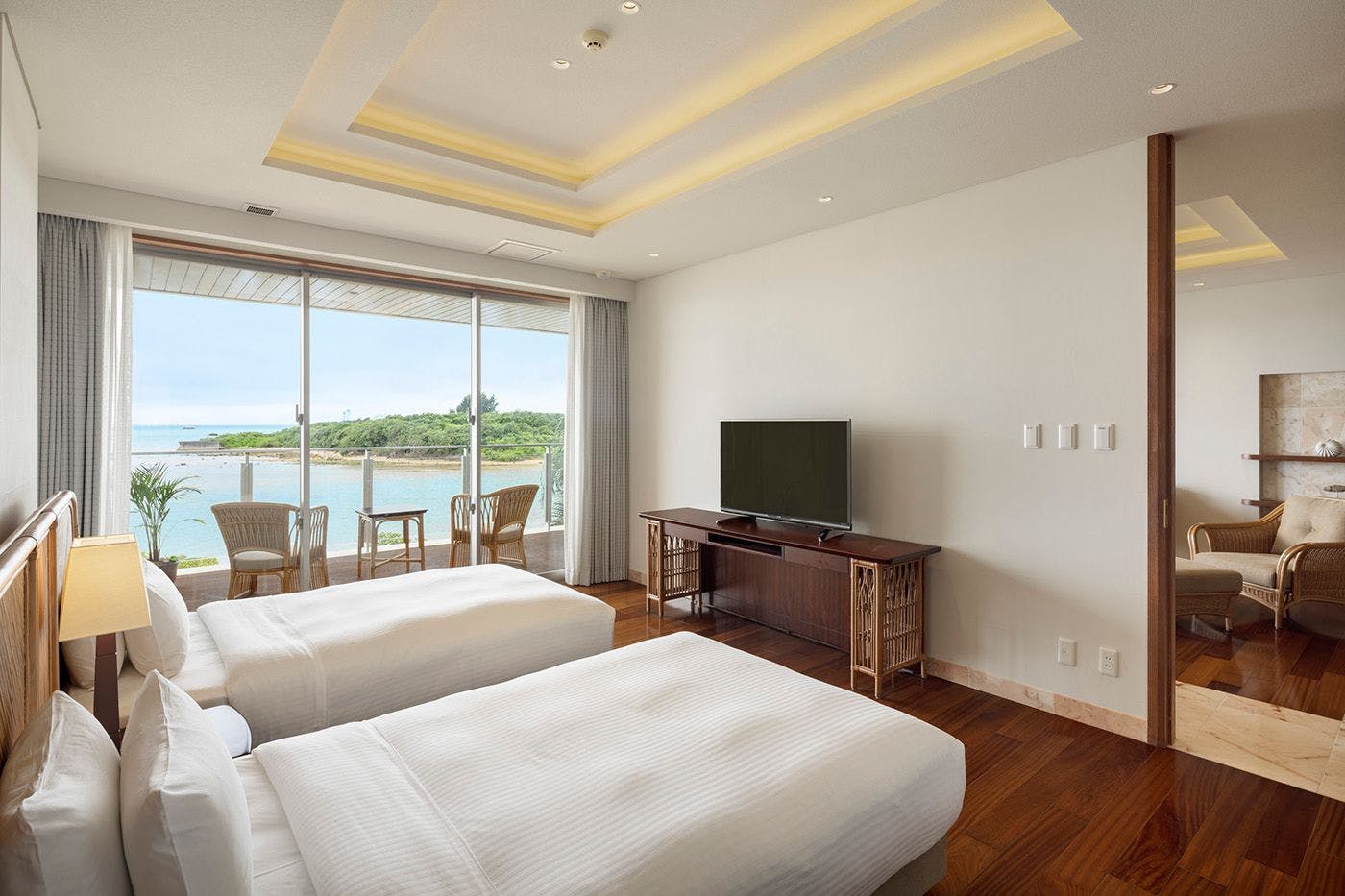 THE UBUFURU ISHIGAKI