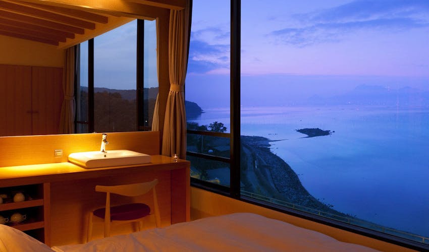 太良嶽温泉 蟹御殿 の空室状況を確認する 宿泊予約は 一休 Com 太良嶽温泉 蟹御殿 の空室状況を確認する 宿泊予約は 一休 Com