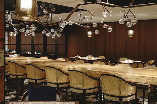 画像の内容がこちらに表示されていないため、翻訳できません。翻訳したい日本語テキストが読める画像をアップロードするか、日本語本文を貼り付けてください。