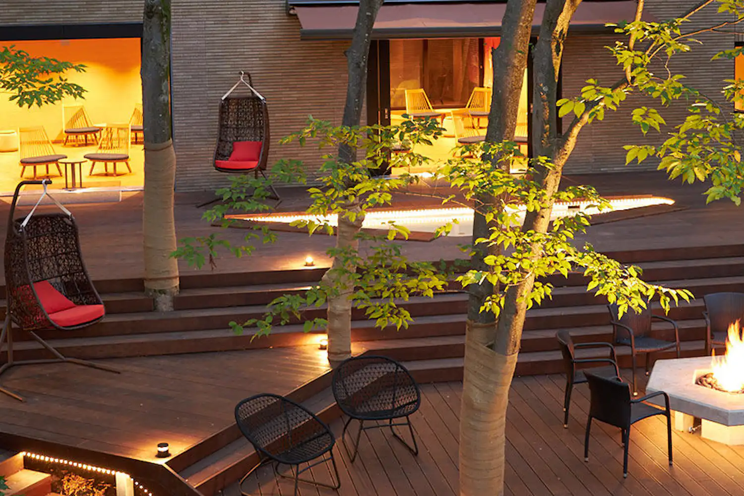 Hakone Yutowa - Nakaniwa (Pemandangan senja)