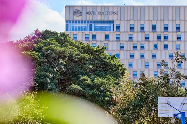 ภายนอกอาคาร