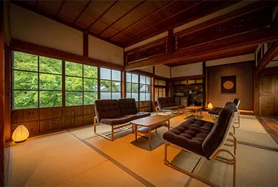 พื้นที่ส่วนกลาง "อาคารหลัก"