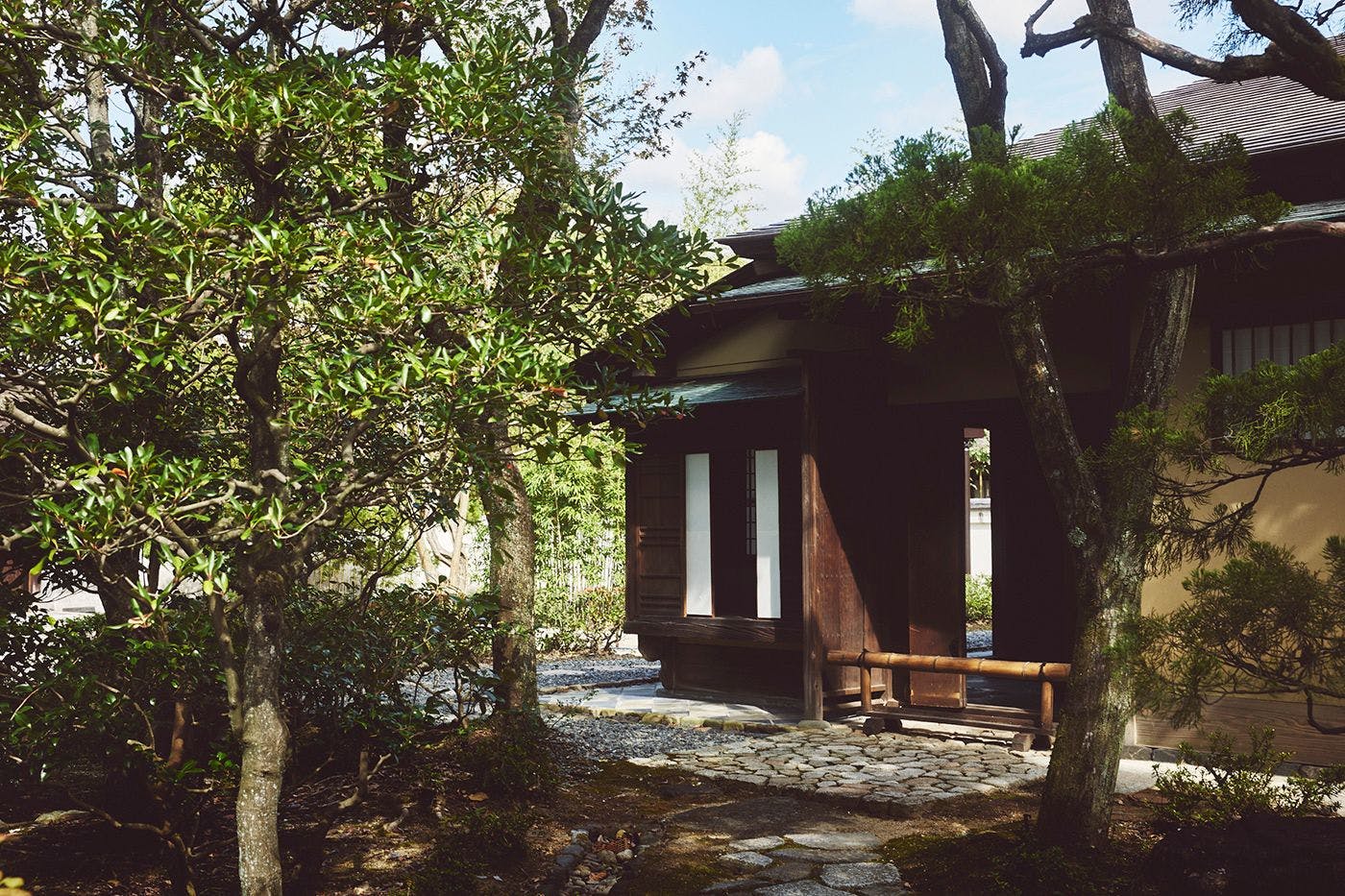 Taman Jepun Urakuen yang mencerminkan keindahan empat musim dan seni upacara teh