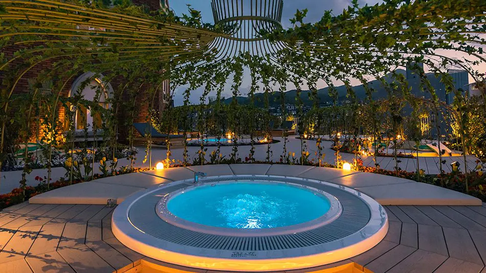 Royal Chester Nagasaki Hotel & Retreat