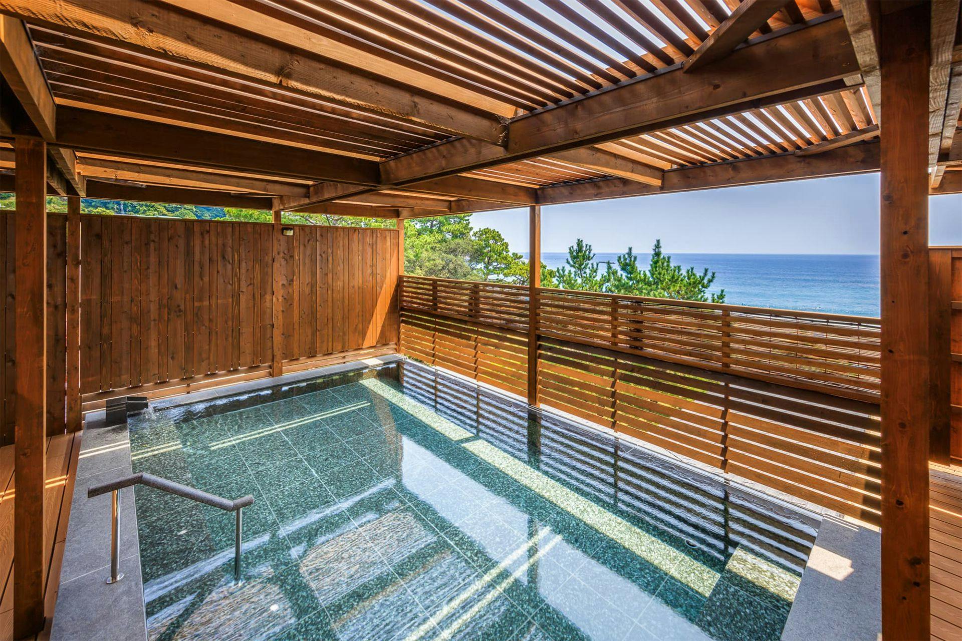 ห้องอาบน้ำสาธารณะ