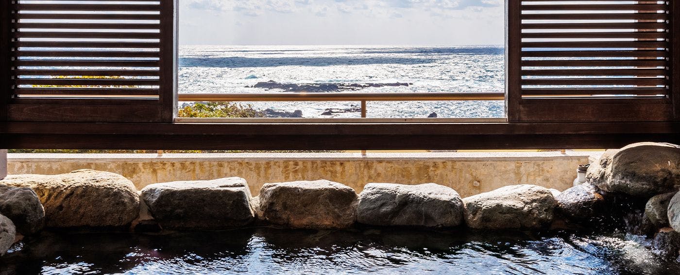 บ่อน้ำพุร้อนกลางแจ้ง